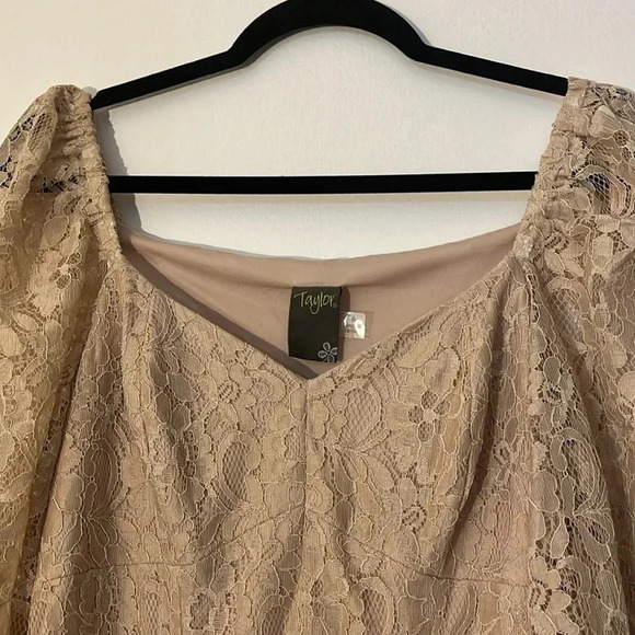 Taylor | midi Lace cream/tan empire waist dress Women size 8 Western Boho tiered - Picture 7 of 13